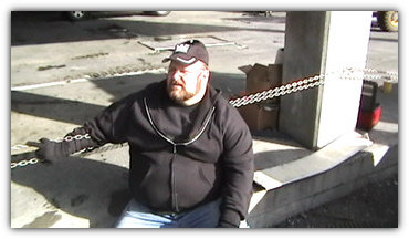 Clyde Lee, Manager, C & C Hydraulics